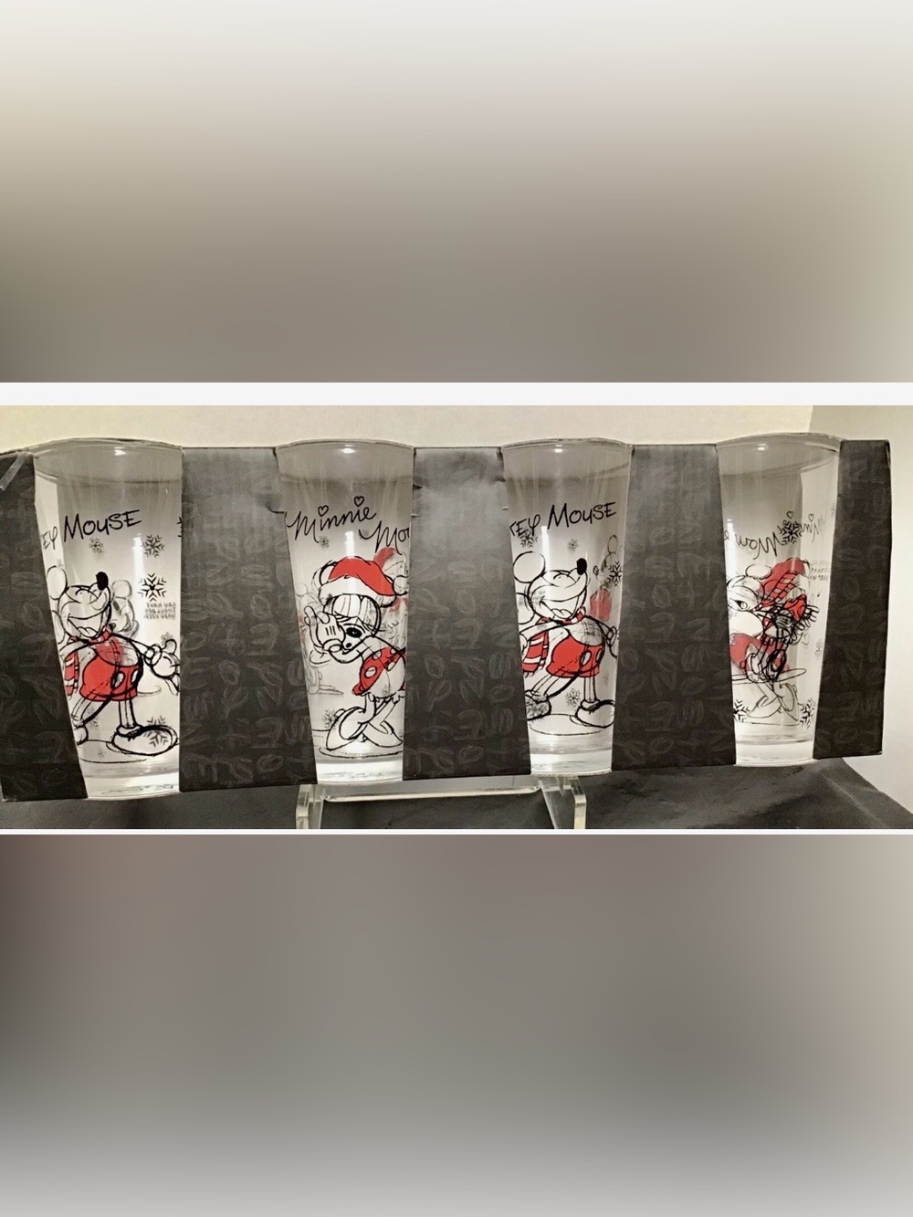 Disney set of FOUR Holiday Mickey & Minnie glasses 16 oz new